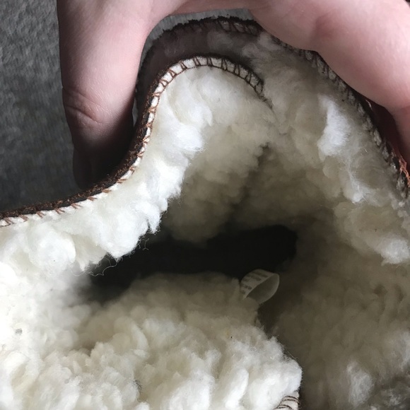 Size 8 brown willowbee boots toggle side. - Picture 4 of 4